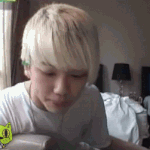 <b>냠냠</b>거리는 유영재