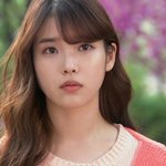 화려함대신 <b>수수</b>하고 깨끗함으로 승부하는 아이유!