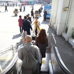 폭풍<b>전야</b>.