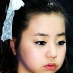 만져보고 싶은 <b>볼살</b>을 가진 女아이돌