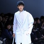 모델포스 돋는 아이돌 런<b>웨이</b>