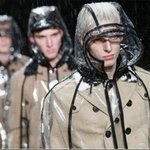 아이템~ 빛나는 자체 발광 코디법! [레인부츠, <b>트레</b>통, 헌터]