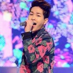 화려한 꽃무늬 수트<b>st</b> 남자 아이돌