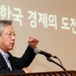 이석채 <b>KT</b> 회장, 지난 4년 정부 지원없이 오너십 변화없이 일어섰다...
