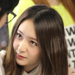 여자분들, 여자가 이런식으로 남자를 쳐다보는 심리는 뭘까요?
