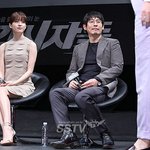 <b>진격</b>의 정우성
