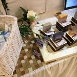 백화점에서 <b>샘플</b> 훔치던 애엄마;