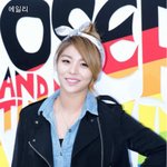 가지고 싶은 목소리의 <b>여가수</b>
