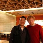 싸이 비빔밥을 한국에서도 먹을수있어요~