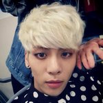 김종현 <b>은발</b>