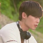 요즘 너무 좋은 이종석! 결코 평범할 수 없는 교복패션~