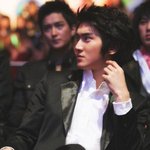 나쁜남자 <b>포스</b> 풍기는 아이돌