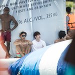 이종석 광고 미공개 컷- 절친 김우빈과 <b>캐미</b>돋는 카스후레쉬 아일랜드편