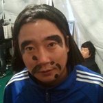 <b>진지</b>해서 더 웃긴 스타들의 셀카