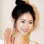 <b>aa</b>컵이라도 용서되는 얼굴