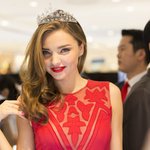 정신나간것같은<b>미란다커</b>