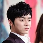 점점 더 잘생겨지는 빛나는 조정석, 미소가 살살 녹아!
