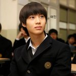 <b>학창</b>시절 훈남 포스의 아이돌