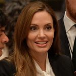 유엔<b>본부</b> 회의에 참석한 안젤리나 졸리