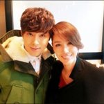 동안 넘사벽 김성령 공항패션, 언니라고 불러도 되겠어