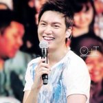 살 겁나 많이 찐 것 같은 이민호 최근 모습ㄷㄷ