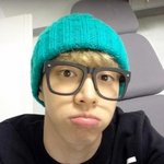 안경으로 <b>소두</b> 인증한 아이돌.jpg