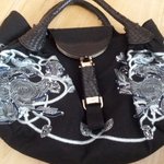 명품 fendi 가방인데요. <b>모델명</b>이 뭔지 궁금하네요 ㅠ 가격대도요