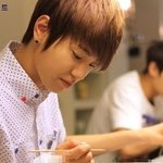 남자 아이돌들의 <b>네일</b> 아트 모음.jpg