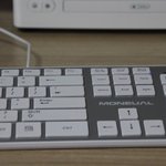 예쁘고 슬림한 일체형<b>pc</b>를 구입했어요 ^^