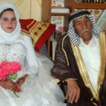 70세 연하 여성과 결혼한 92세 할아버지