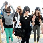 여성미 공민지 <b>vs</b> 개성파 산다라박, 공항패션 대결