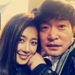 <b>손현주</b>! 문정희와 남다른 사이?!