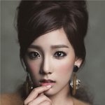 女아이돌의 매력적인 <b>일자</b>눈썹