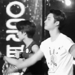 니눈에는 찬열이가 <b>원탑</b>