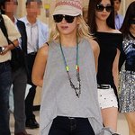 화장이 너무 두꺼워 보이는 효연 오늘