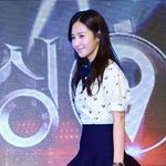 걸어다니는 인형 <b>빙의</b>?? 소시 유리 더 이뻐져?