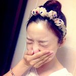재채기하는 것도 셀카로 찍는 <b>이청아</b>;;