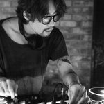 이태원 비원에서 류승범 <b>디제</b>잉하는 거 첨봄!