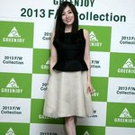 <b>흑발</b> 하니 더 하얀 최정원