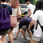 [인피니트] 뮤뱅출근길 파우치 <b>주인</b>찾아주는 성규