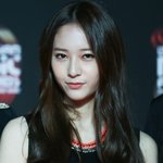 [에프엑스] 기빨릴것 같은 <b>시크</b>한 크리스탈의 눈빛