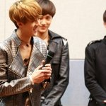 [EXO] 화제가 되고 있는 엑소 비스트 양요섭 위안부 팔찌!