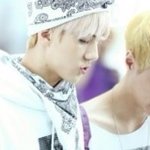 [EXO] 엑소 위안부 <b>팔찌</b> 낌