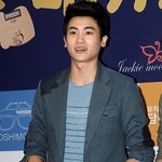 점점 남성 매력이 보이는 아기<b>병사</b> 박형식