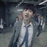 [EXO] 박찬열 진짜 욕나오게 만드는 <b>외모</b>다 