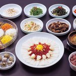 한국인이라면 사랑하는 <b>한식</b>