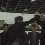 [EXO] 얘들아 <b>반장</b>이랑 전학생이랑 싸운데