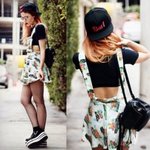 2013년 유행 크롭티 안에 나시 <b>or</b>  끈없는 브라