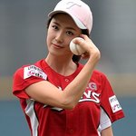 홍은희의 <b>무심</b>한 듯 시크한 청바지 핏ㄷㄷ