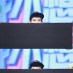 [EXO] 찬열군 뭐하는 상황인가요?